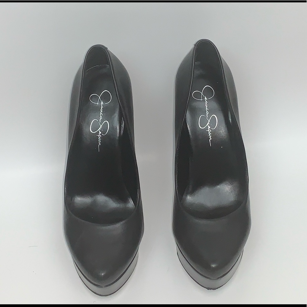 Jessica Simpson - Black 1/2 inch Platform Pump